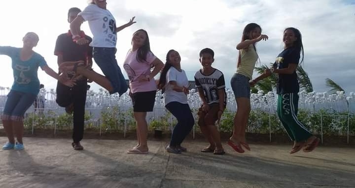Martin71801's tweet photo. High School days.✋😊 https://t.co/1ITk2m4h2U