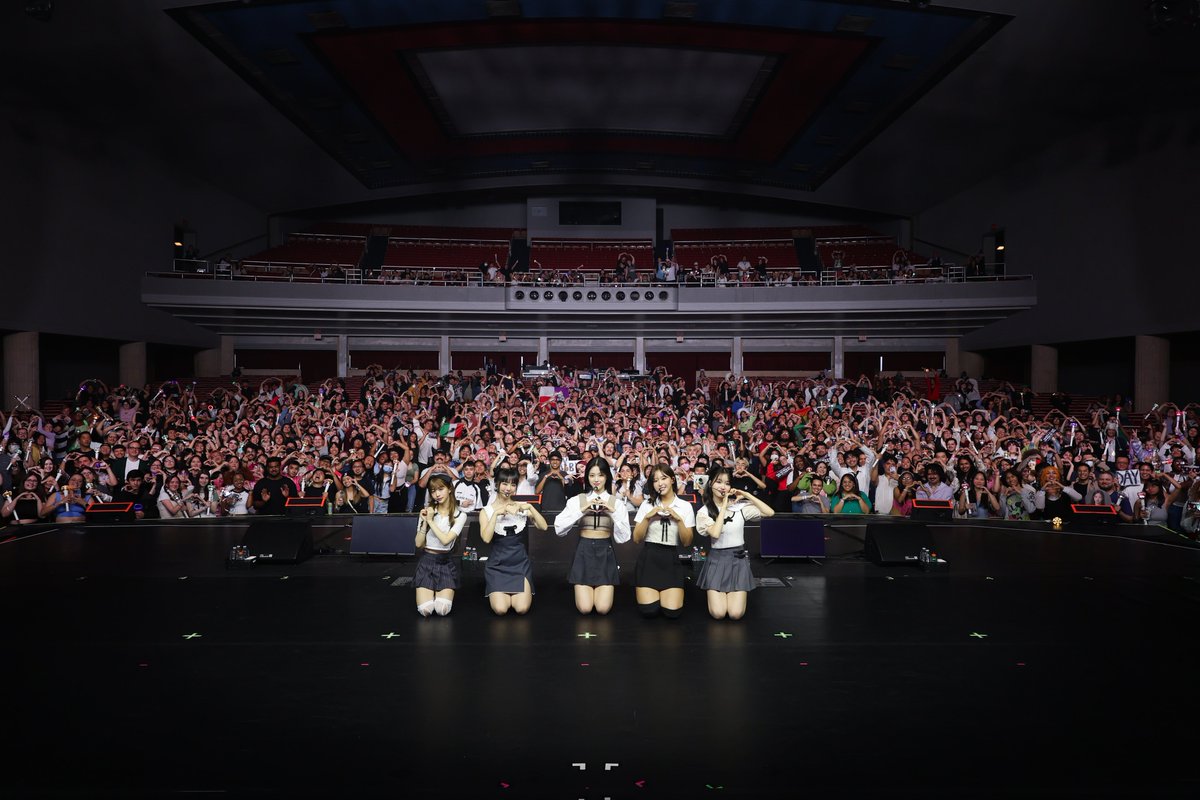[📷]

Loossemble : the U.S Debut Ceremony 🚀

First impression on FWTX 
: YOUR ENERGY ROCKS!
Thank you Fort Worth C.Loo!❤

#루셈블 #Loossemble 
#Sensitive #Loossemblefortworth
#LoossembleinUS