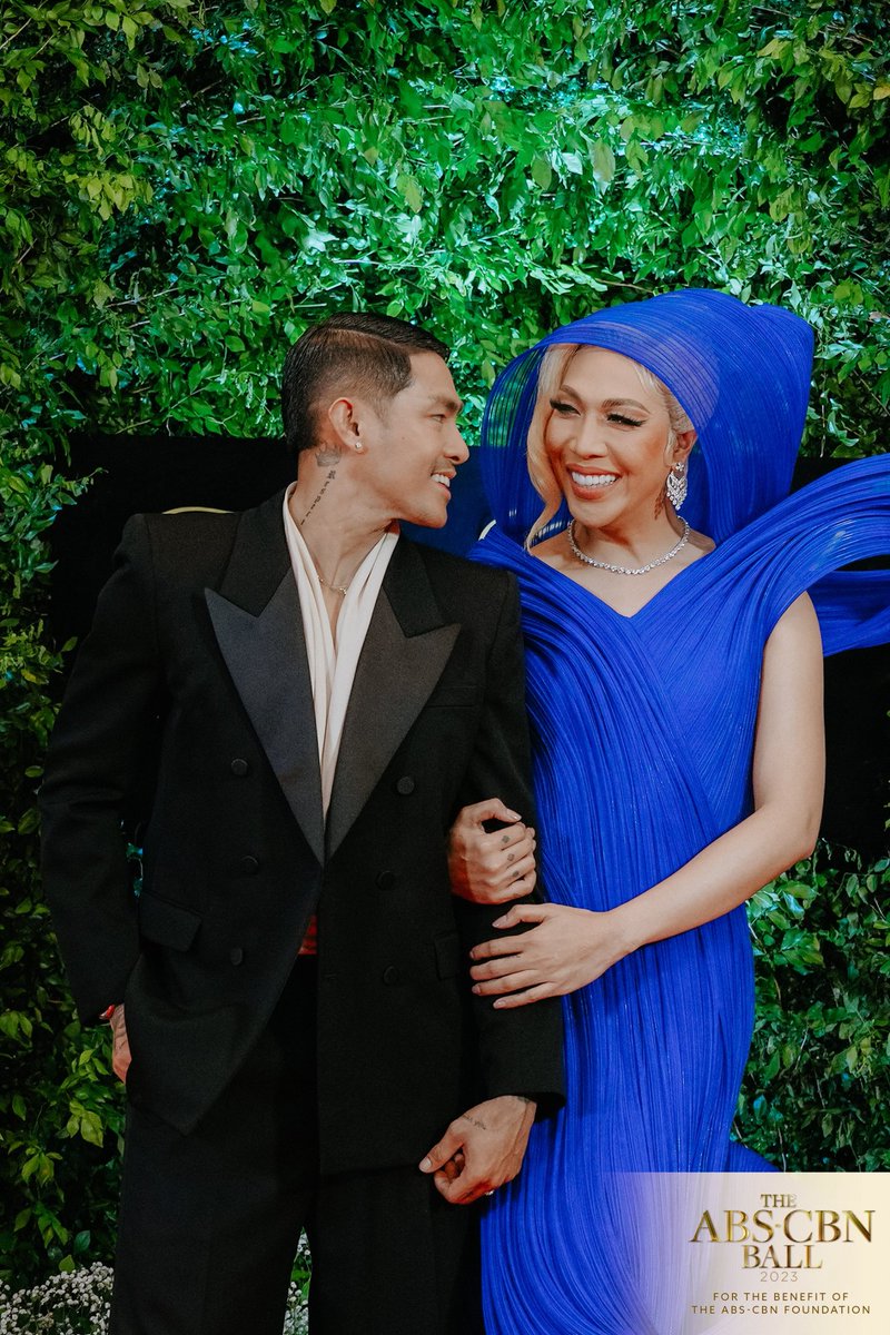 everybodysingph's tweet photo. ICYMI: Everybody Family at the #ABSCBNBall2023 🤩 https://t.co/ucS7dlCUYv
