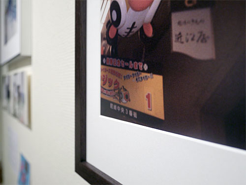 gallery_avi tweet picture