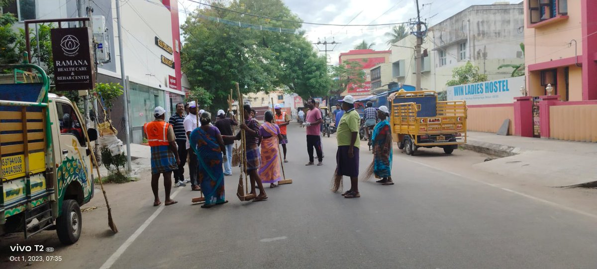 CSCTiruchirapp1's tweet image. &quot;Maan Ki Baat&quot; &quot;Swachhanjali&quot; Activity at Ramalinga Nagar, Woraiyur, Trichy by Tiruchirapalli Dt Tamil Nadu CSC e-Governance Team.