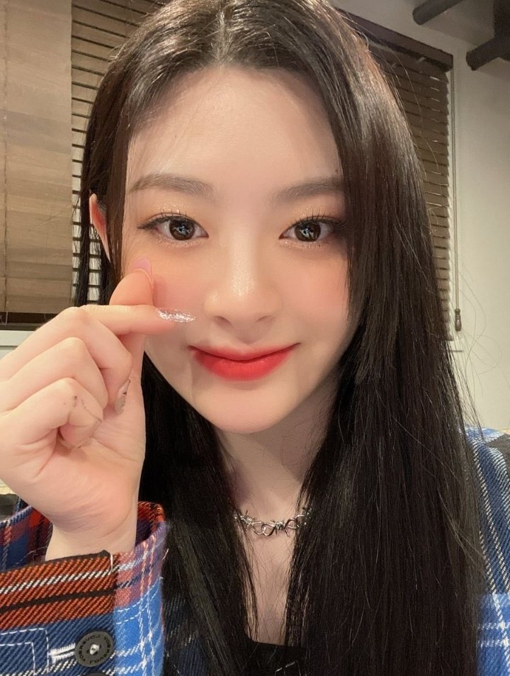 urcrystalside's tweet photo. 𝙰ndo perdida en el espacio, disfrutando de mi so𝕝tería mientras escucho 𝕤taydom ⋆ ࣪ 🦢 todo el día, sin duda alguna 𝐡a sido un mes lleno de subidas y bajadas, el mejor 𝐩orque fue mi 𝕡umpe. Démosle con todo a las fiestas octubrinas.

m𖦹rga𝐧i𝕥a ♡ #𝒮te𝑙lā ࿓ https://t.co/oXpINDqEqk