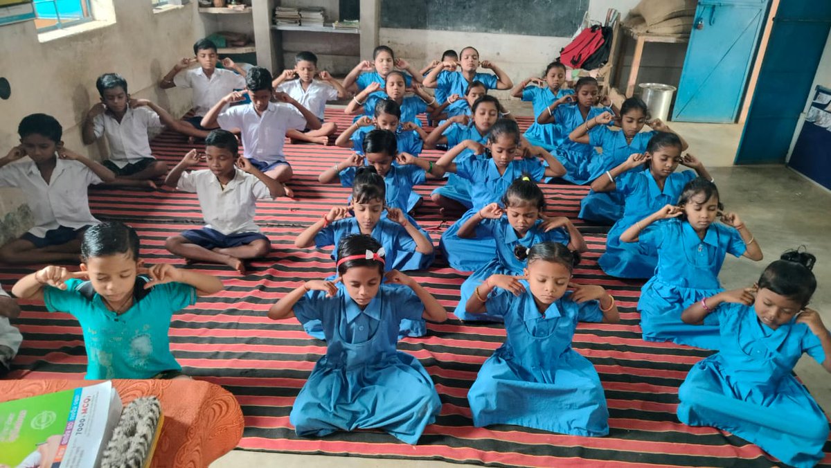 #BalSanskarKendraOfBapuji

Sant Shri Asharamji Bapu क़ी प्रेरणा से #ओड़िशा में हुए #योग_व_उच्च_संस्कार कार्यक्रम की झलकियाँ :
1.नंदपुर हाई स्कूल #केऊंझर
2.पटनागड़ यूपी स्कूल #बलांगीर
3.नलिहाना यूपी स्कूल #पूरी
4.बउल चौका यूपी स्कूल #फुलबाणी