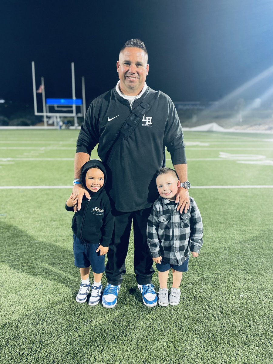 CShaw45's tweet image. Friday Night Lights with the Cubs #WBTNP #RYMR 🏈 🏴󠁧󠁢󠁳󠁣󠁴󠁿🏴󠁧󠁢󠁳󠁣󠁴󠁿🏴󠁧󠁢󠁳󠁣󠁴󠁿👊🏽