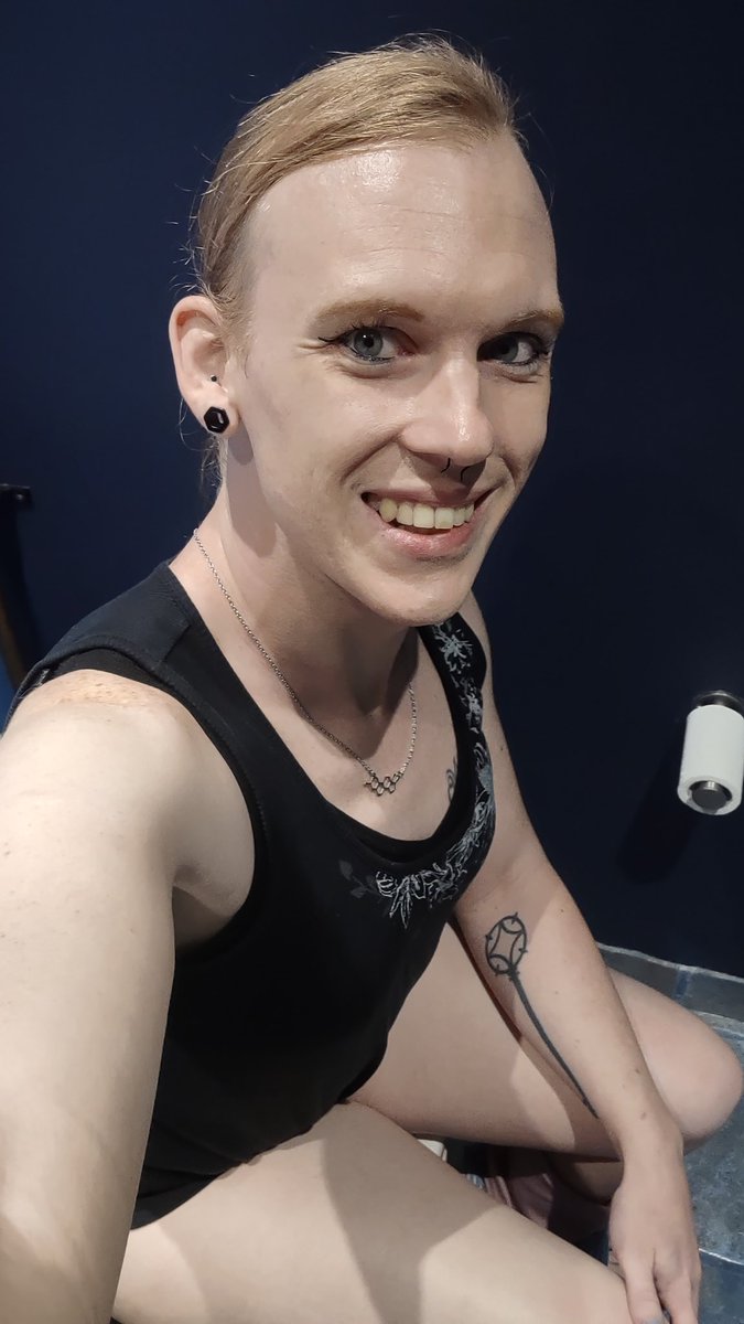 anyone up for a pelfie?