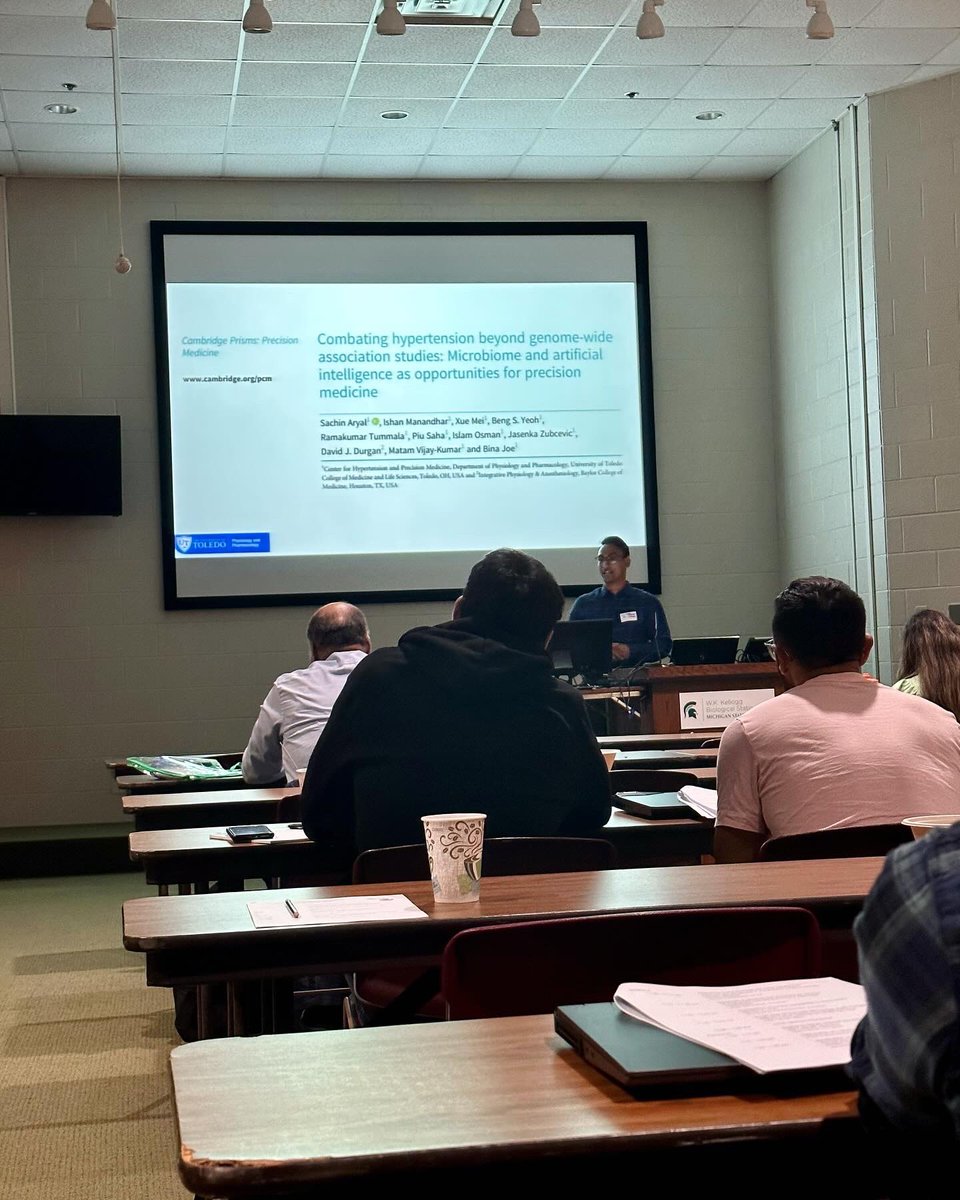 I had great time presenting our pioneering work from @JoeLabUToledo1 @ Gull lake hypertension meeting 2023!Cool location and great science! Thank you Dr. Stephanie Watts @WattsLabMSU for organizing this every year! #Hypertension23 #microbiome