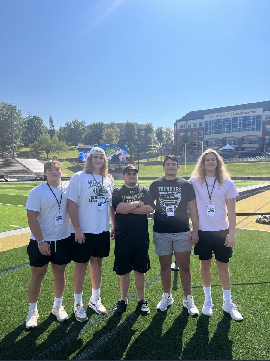 Had a great visit today with my dawgs!! Thank you lindenwood for a great game day @CoachKunz59 @CoachPoe1914 @coachgreen21 @JHMerrittJr @ludwig_aidan @JPRockMO