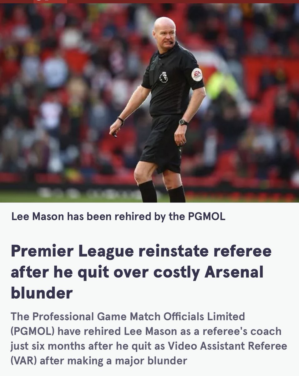 idextratime's tweet photo. FYI, Lee Mason yang telah keluar dari wasit Premier League karena kesalahan 'lupa membuat garis offside' yang merugikan Arsenal pada laga melawan Brentford musim panas lalu, telah direkrut kembali oleh PGMOL sebagai 'pelatih wasit' pada musim panas lalu.

Ga heran kesalahan serupa terulang. 🤦‍♂️