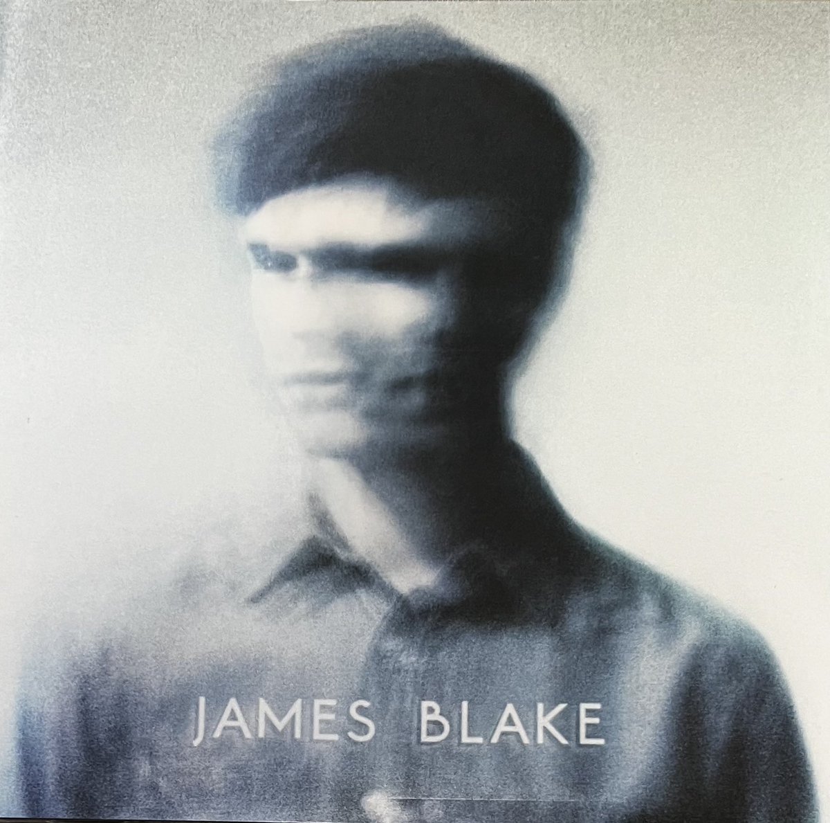 youtax's tweet photo. ボヤける心象と静寂。#nowplating James Blake https://t.co/VVdq3stPwA