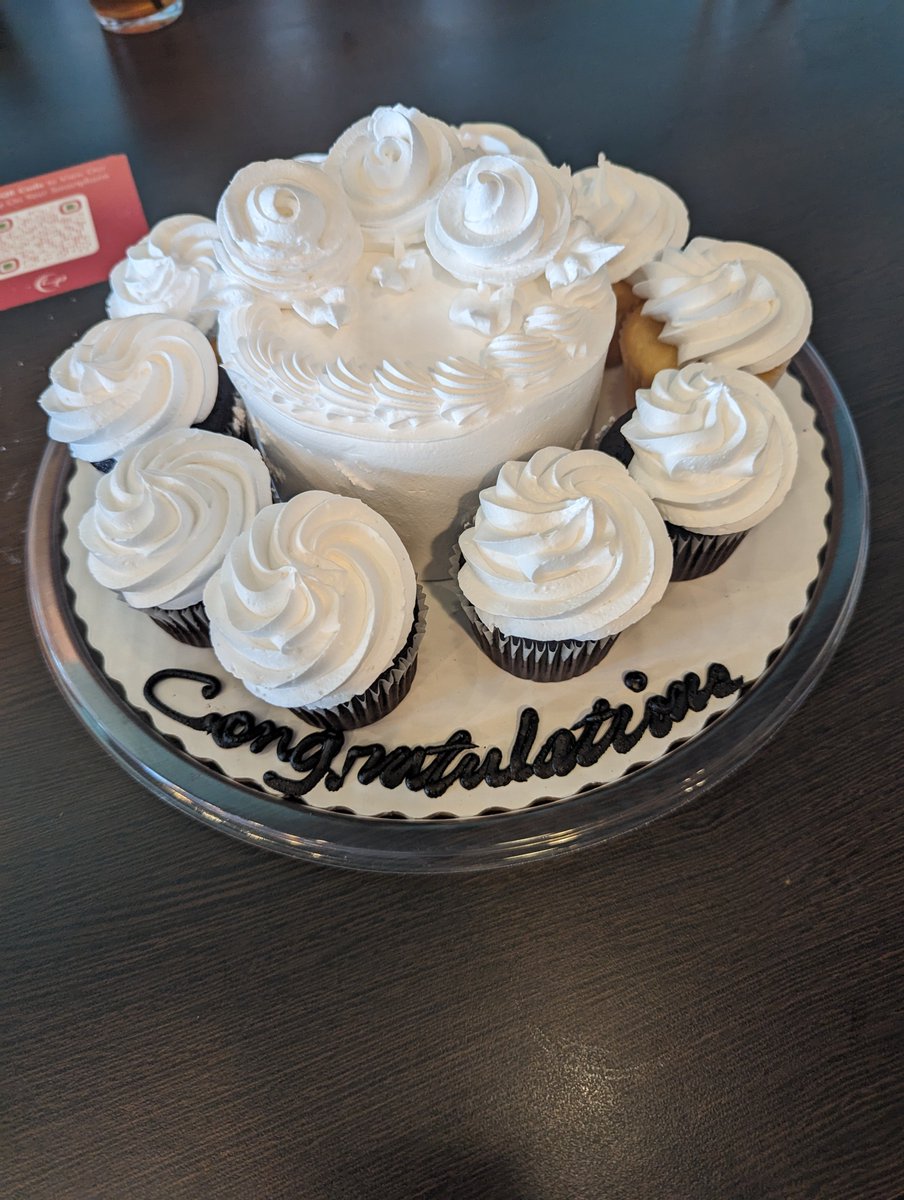 EP_MrNewport's tweet image. Got married to @Mandy_Vtol this weekend! ❤️ So excited to take this next step of our lives together 😍 I love her sooo much! Also we rocked our outfits 👀🔥❤️ had people rolling their windows down to congratulate us