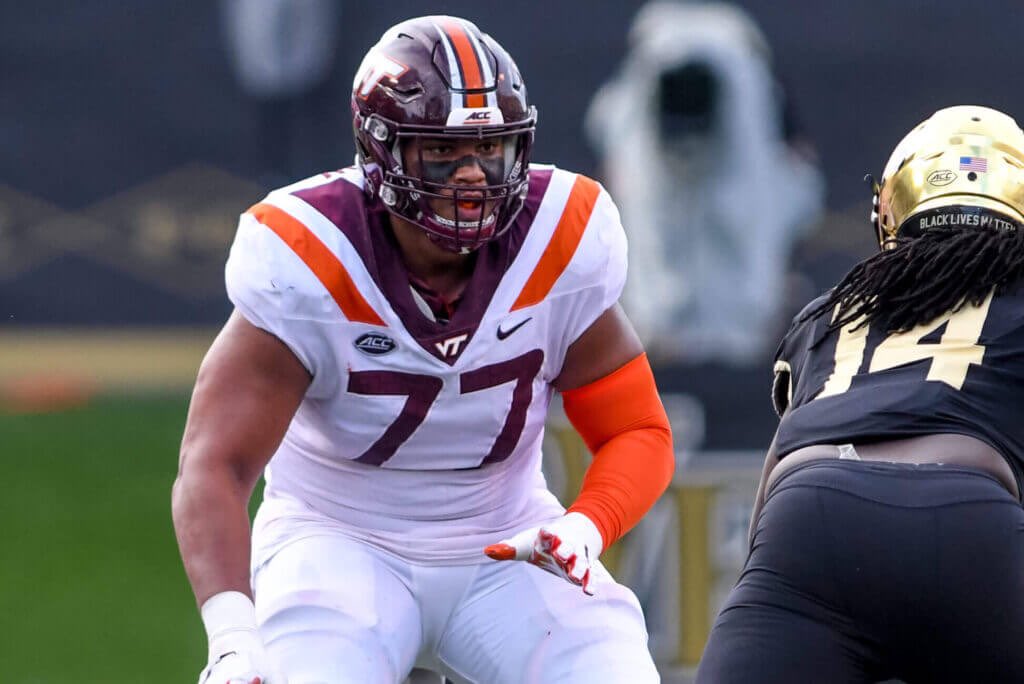 Blessed to receive an offer from Virginia Tech University #AGTG #GoHokies #EFBB❤️‍🩹 <a href="/CoachEBrooks/">Elijah Brooks</a> <a href="/coach_McCleary/">Sean McCleary, M. Ed.</a>