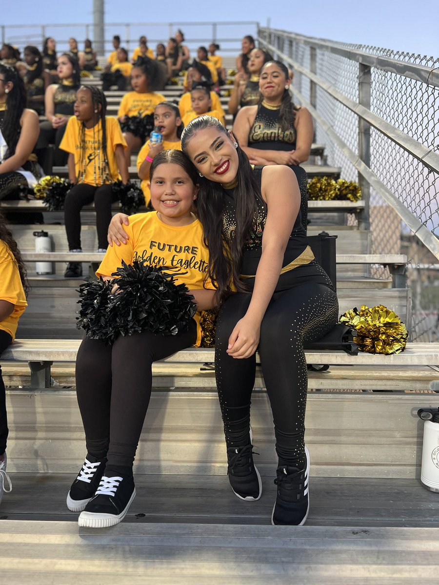 Mrs. Raeauna Slusher tweet media