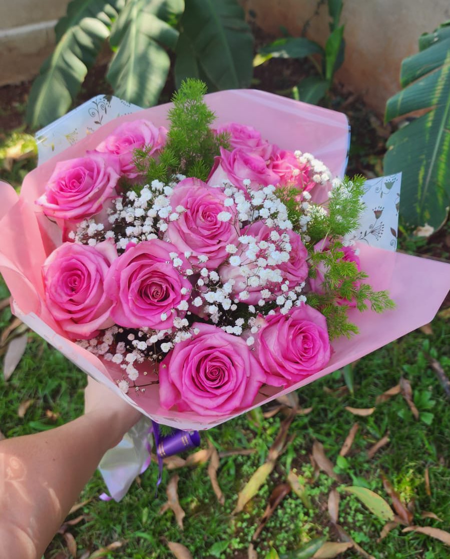 mt_taube's tweet photo. Los bellos ramos de flores que recibí esta semana 💖🥰
No se quien las está mandando, pero las estoy amando🤩 https://t.co/lfp0yvsOSU