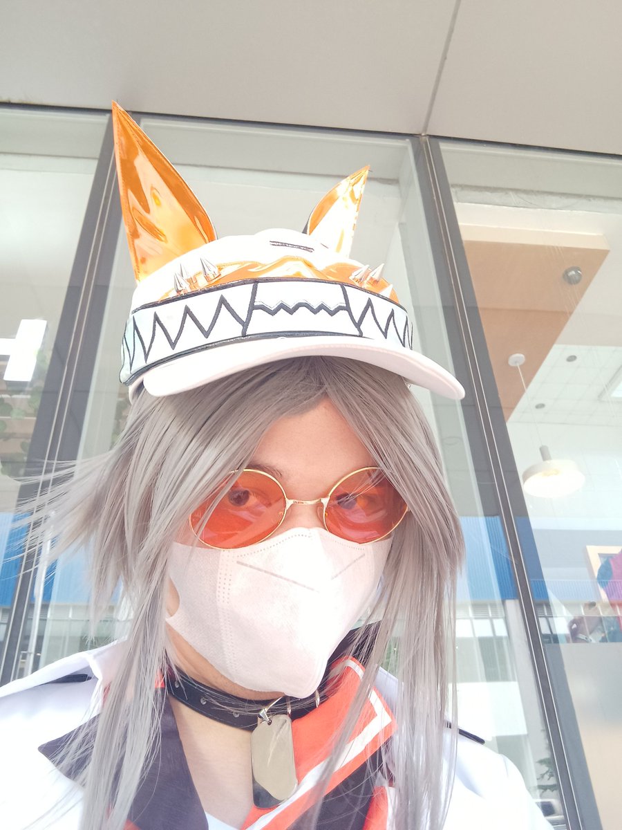 ZeeLiger's tweet photo. Im the mysta holding a yuri/gl bag if anyone sees me 

#CosplayMania2023 https://t.co/9dhVCA7Idd