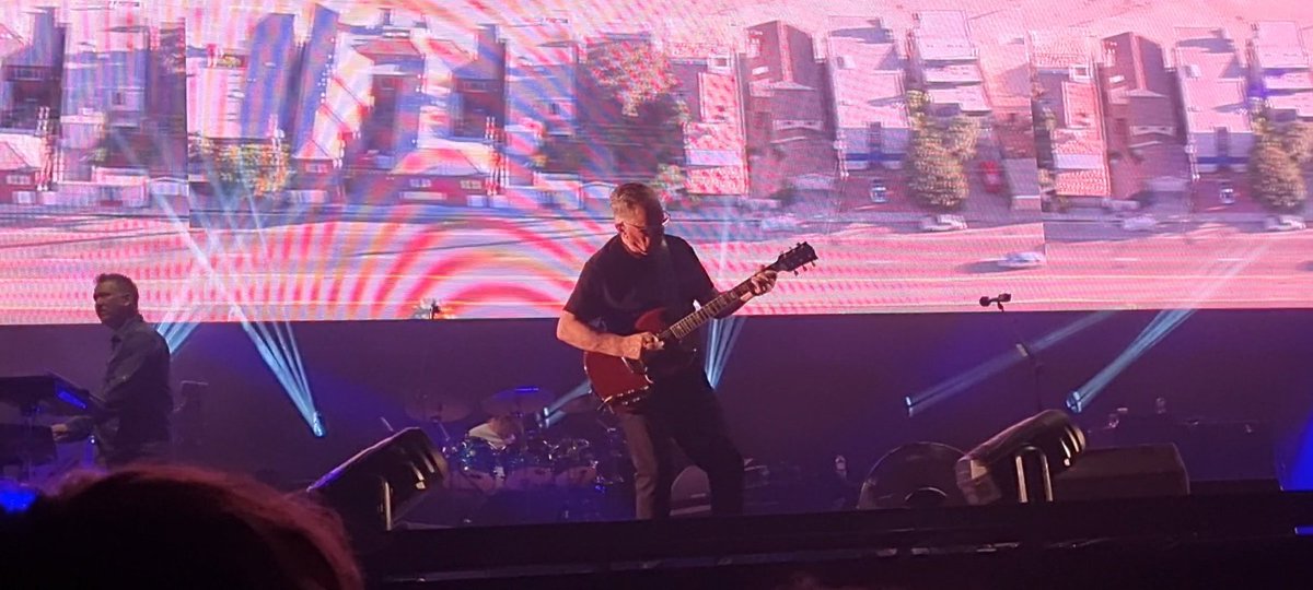 dbarnett1969's tweet photo. Great concert from the mighty @neworder at @TheO2 on Friday. Really good to hear 5-8-6 live

( sorry I didn't get a good picture of @stephenpdmorris but he shouldn't hide at the back) @tommychap01 @PhilCmusic @gillian_gilbert @stephenpdmorris https://t.co/ealYvUVwQg