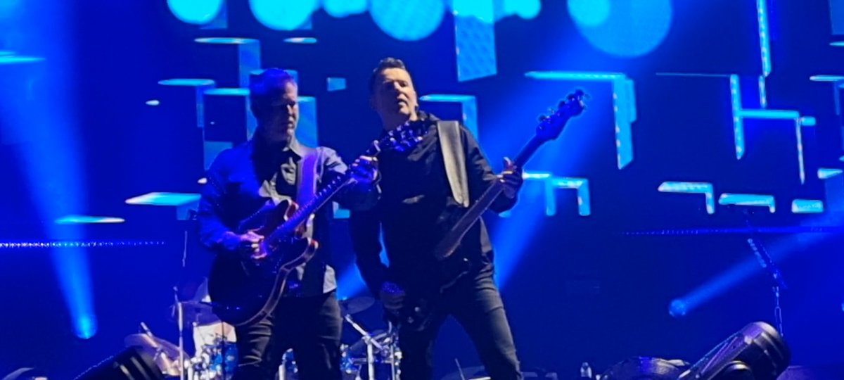 dbarnett1969's tweet photo. Great concert from the mighty @neworder at @TheO2 on Friday. Really good to hear 5-8-6 live

( sorry I didn't get a good picture of @stephenpdmorris but he shouldn't hide at the back) @tommychap01 @PhilCmusic @gillian_gilbert @stephenpdmorris https://t.co/ealYvUVwQg