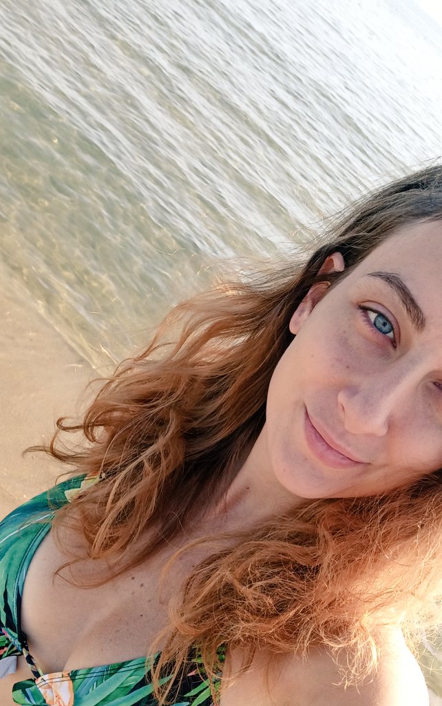 Lincoerente's tweet photo. Al mare il primo ottobre mi sento così privilegiata https://t.co/mex201u6b9