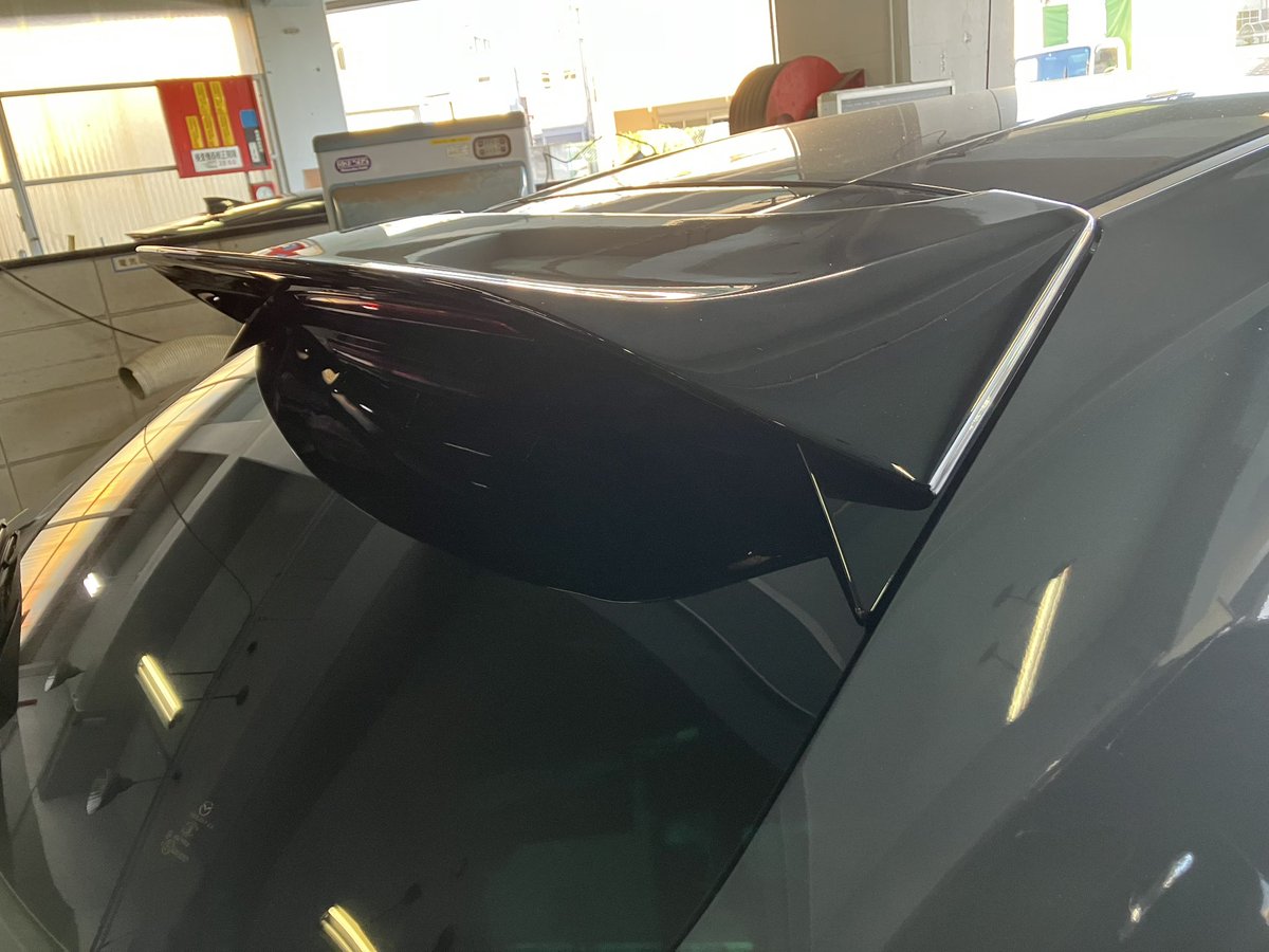 HmRacers's tweet photo. MAZDA3のフロントスポイラーとリヤスポイラーの取付をご依頼頂きました☺️
より存在感を放つスタイルに仕上がりました👍
#mazda3 #mazda #hmracers #Spoiler #hiroshima #style https://t.co/RnGhPFkLzM