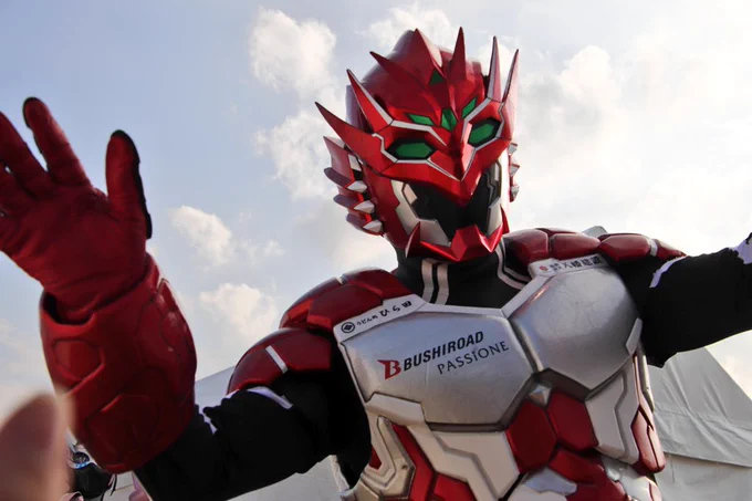 ハイタッチしてくれた推し、美しすぎて泣いた#エルブレイブ#ドゲンジャーズ体育祭 