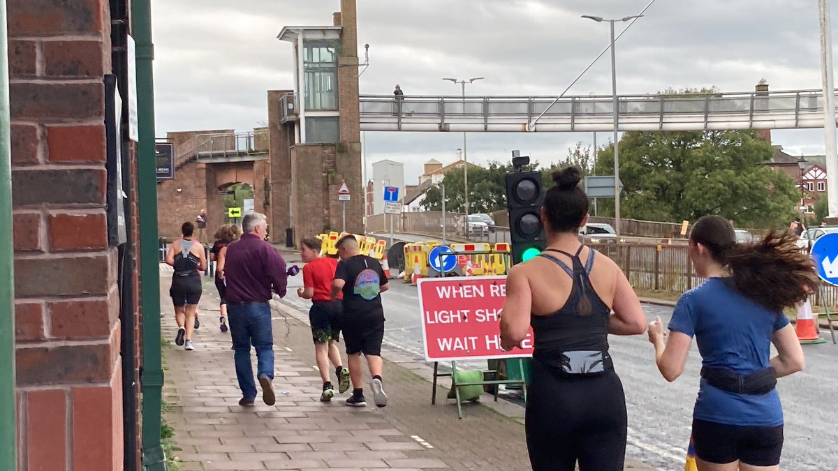 Luke_in_Cumbria's tweet photo. Spot the @BBC_Cumbria runner at @CumbrianRun this morning - you can find out more on the @Mike_Zeller1 breakfast show tomorrow
#ReporterOnTheRun #rundaySunday https://t.co/JJjeDZP2a9