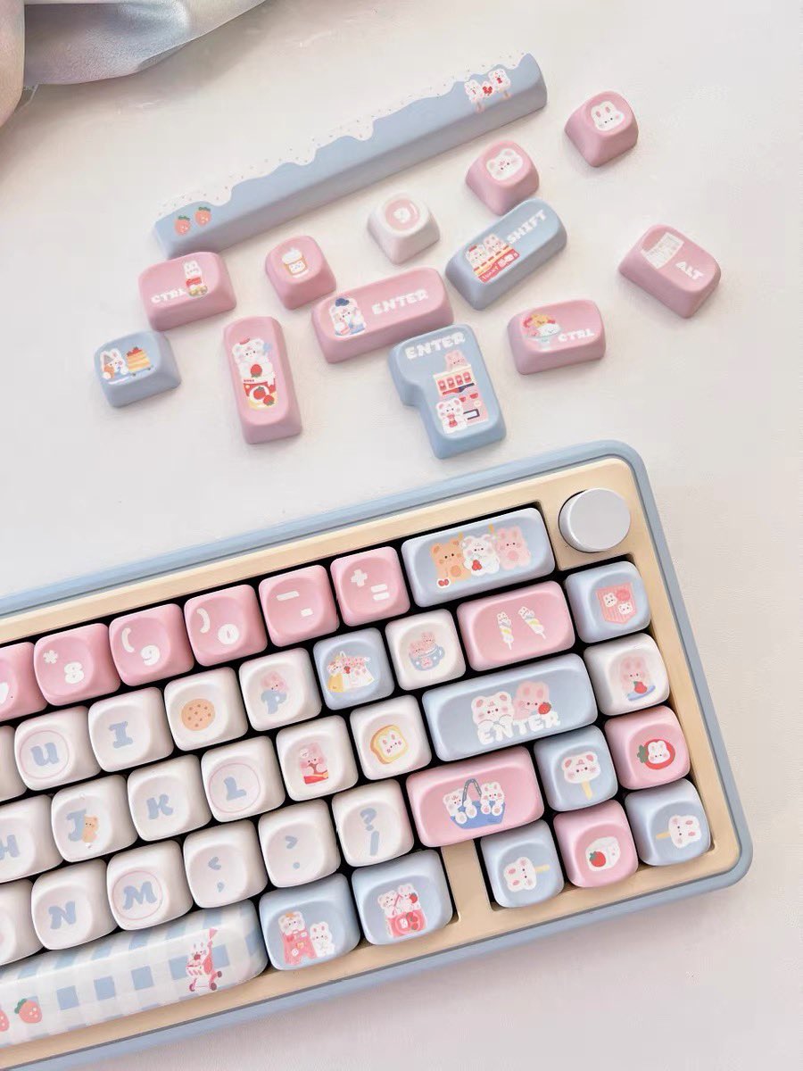 Kiemii2's tweet photo. 彡𝙱𝚞𝚗𝚗𝚢 𝙺𝚎𝚢𝚌𝚊𝚙 𝚜𝚎𝚝☁️🍫คีย์แคปสุดคิ้วซ์สีน่ารักโดนใจสายหวานปุ่มกดทรงตะมุจะมิใส่คีย์บอร์ดยังไงก็คือน่ารักน่าใจแน่นอน ♡ 
🐰
#เก้าอี้ทำงาน #คีย์บอร์ดไอแพด #ของมันต้องมี #RT100 #keyboard #เม้าส์ไร้สาย #แป้นพิมพ์IOS #wfh #Lofree #Gaming #แป้นพิมพ์พาสเทล #Keycap #เม้าส์ https://t.co/hsrD0F7VgI