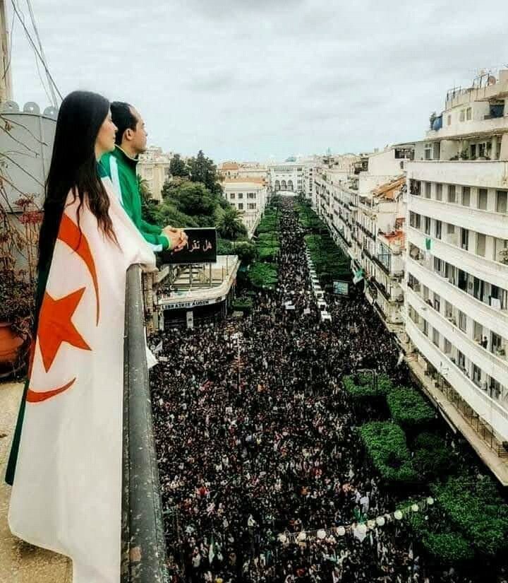 Lyndabel1's tweet photo. #الحراك_هو_الديمقراطية https://t.co/l4wVRADmZo