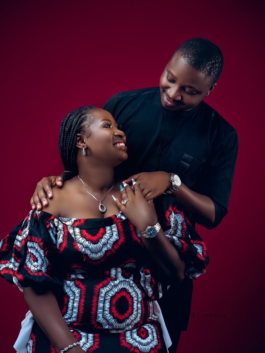 EknoredaVickky's tweet photo. We fit together like pieces of a puzzle, and nothing will pull us apart... Finally tying the Knot !
@larmmy we gada get this month ππππ
#OAAffairs
Emcee :@AdeyemiSijuwade https://t.co/7ySpt4yrQe
