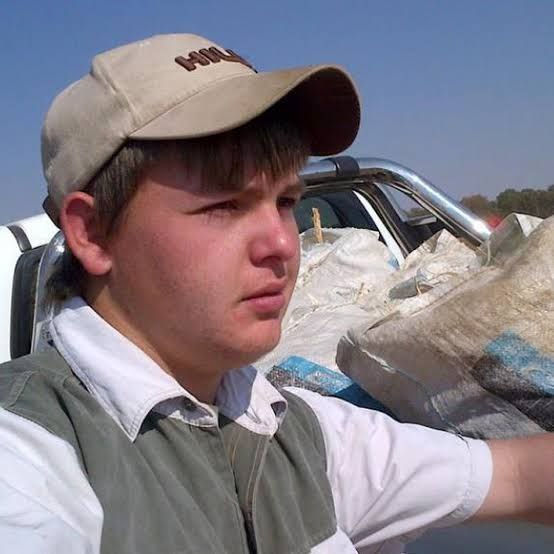 k9_reaper's tweet photo. On October 2nd, 2020 - Brendin Horner's body was found tied to a fence pole. It's believed he was murdered on the previous day.

He was stabbed multiple times and dragged behind his bakkie. Brendin was only 21 years old when he became another farm murder statistic. https://t.co/ODngR0PnP8