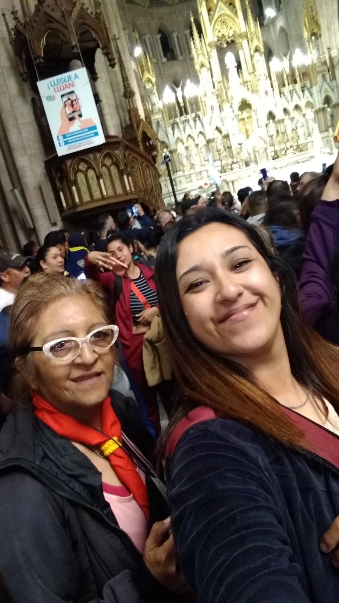 tatsolge's tweet photo. @CarpadeMaria Acompañada de mami❤️. Ella de apoyo yo de caminante!!! Súper cansadicima pero contenta https://t.co/CazNtH0rIL