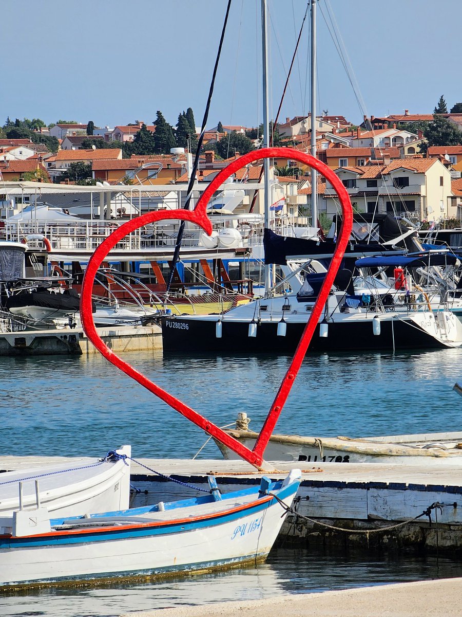 JackieGMs66's tweet photo. The heart of Medulin #Medulin #Pulin #Croatia #Sunday https://t.co/JXDGer8lbE
