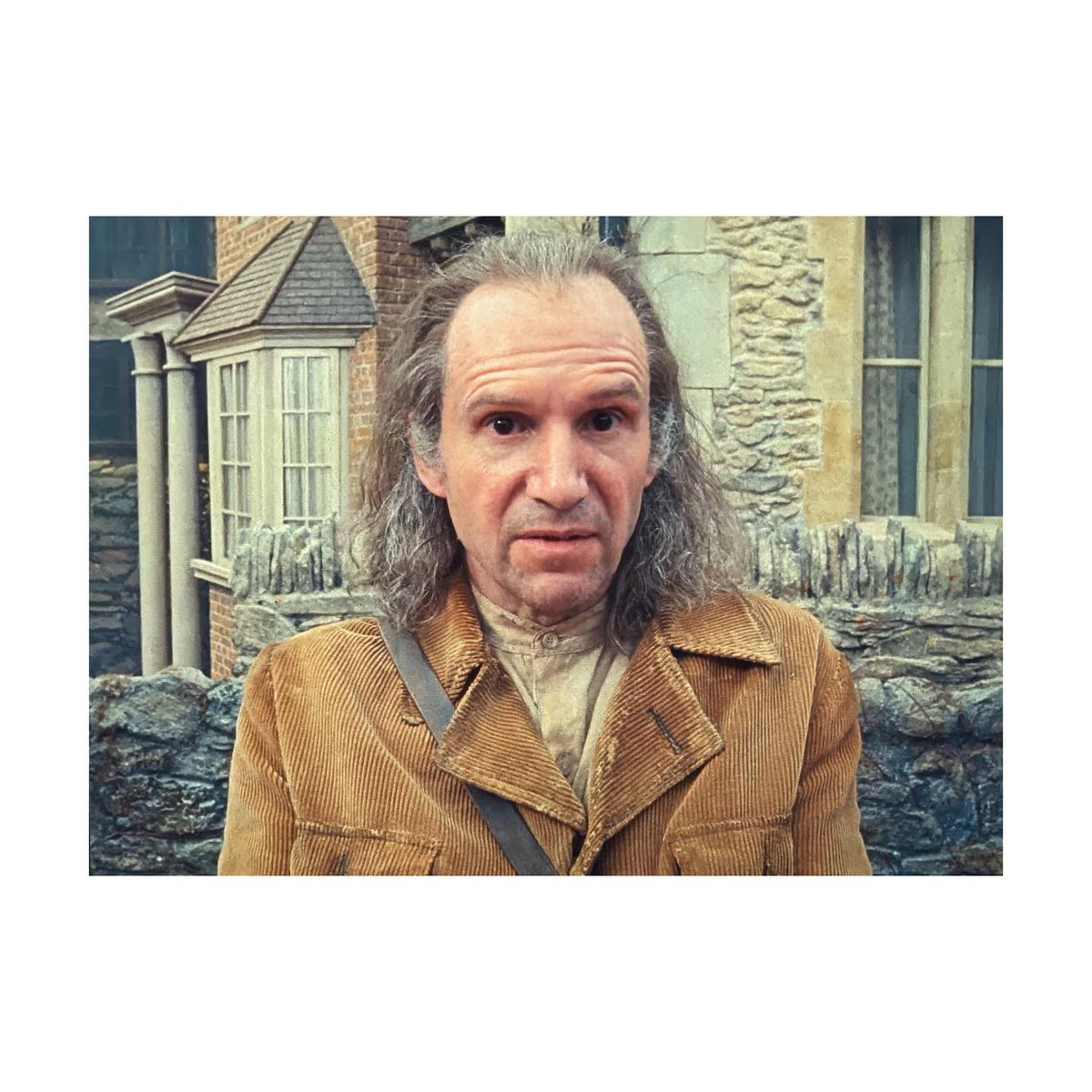 mrralphfiennes tweet picture
