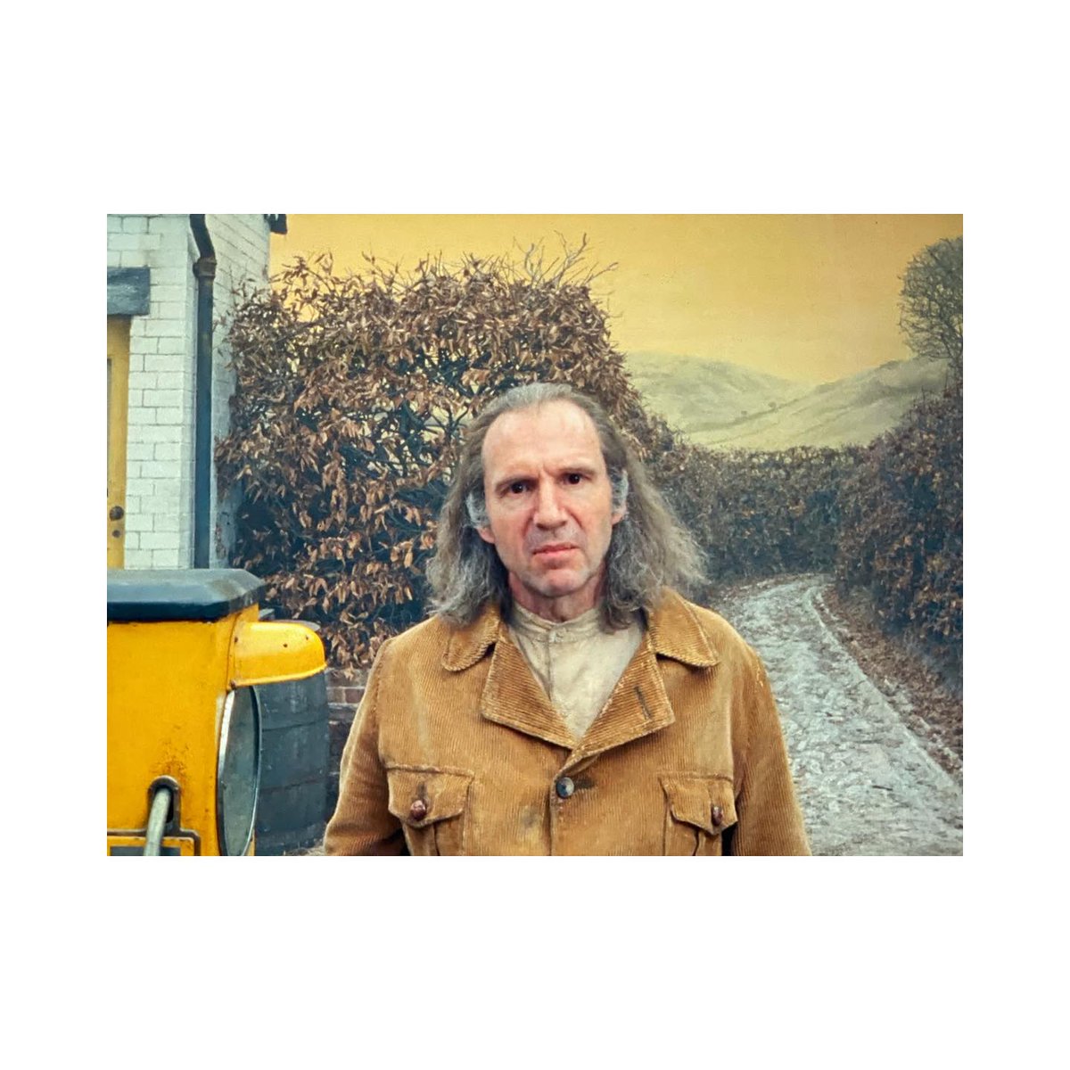 mrralphfiennes tweet picture