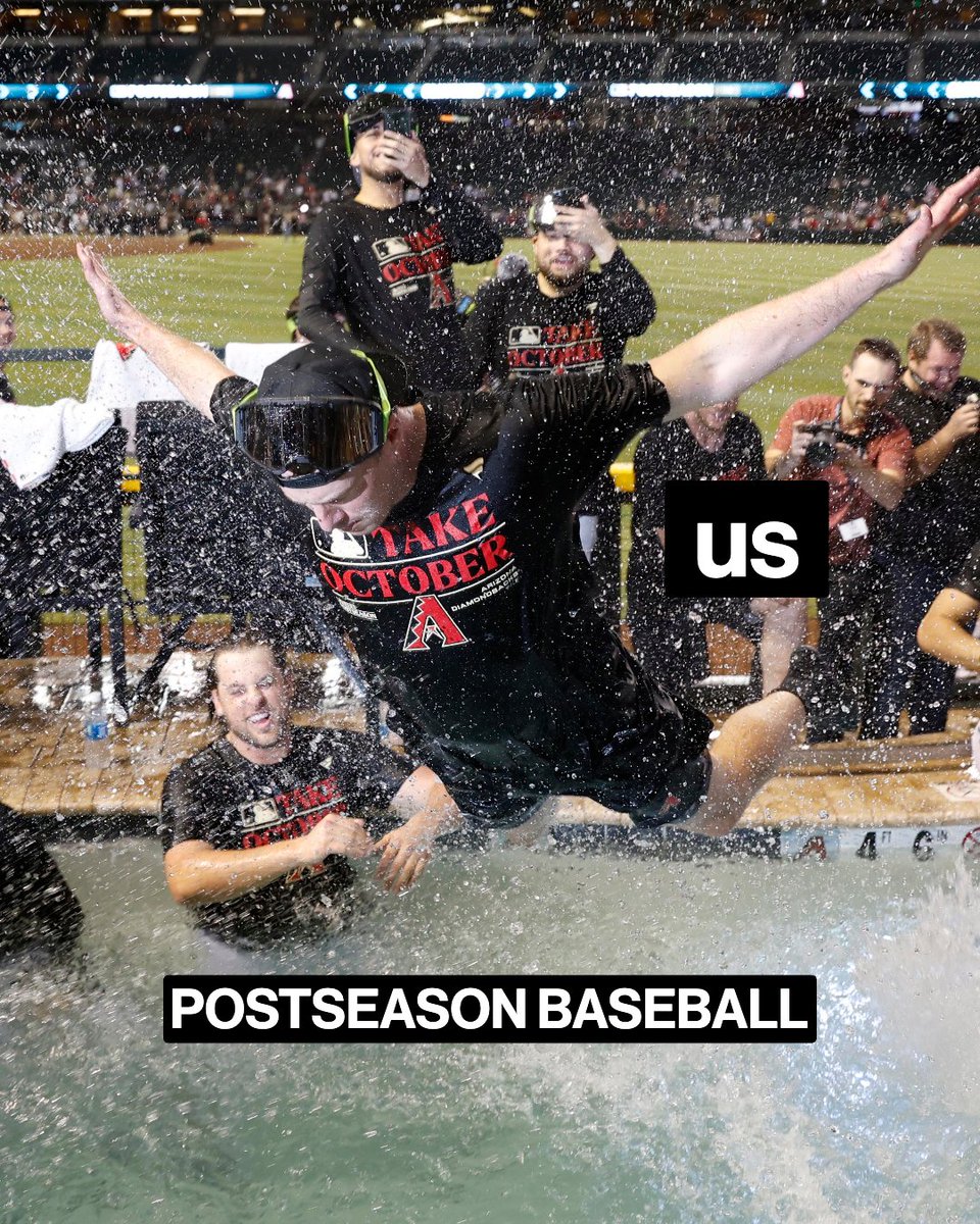 Cut4's tweet photo. Happy October.

Dive in. https://t.co/YvPlcabEKj