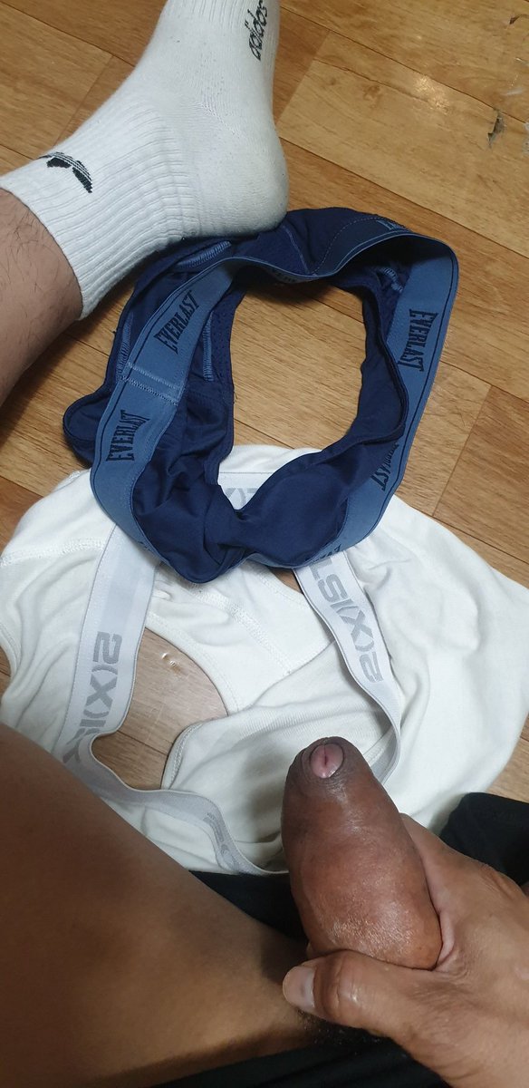 M69_Quy's tweet photo. 건조되면 3주 동안 다시 착용하세요. 

#bigbulge #cum #underwear #exhibtionism #bigcock #중고 속옷 https://t.co/HGa20yZIV5