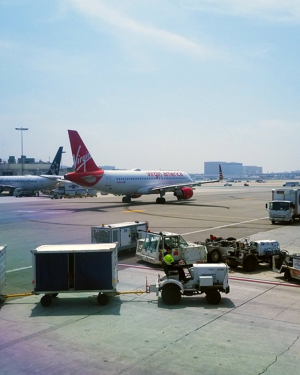 Beenerm's tweet photo. So long, Virgin America. ❤️ While the brand departed in 2018, the final chapter has come to a close with the landing of @alaskaair flight 1126 from @flysea to @flylaxairport this evening. #vxforever #alaskaair #travel https://t.co/Z4xMEYmQnD