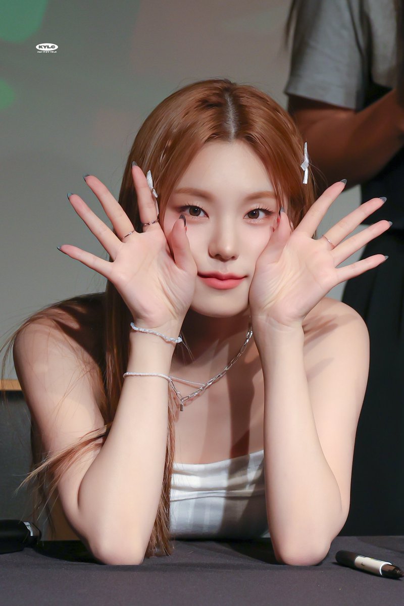 두둥🖤 tweet media