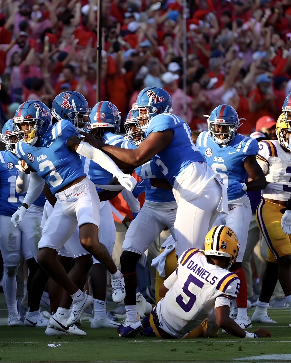 OleMissRewind's tweet photo. payback’s a bitch, ain’t it? https://t.co/dhpd6qZbj1