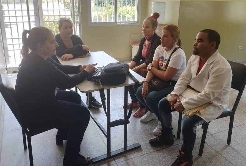 Se realiza visita de intercambio de experiencias en el desempeño, proyecciones de trabajo 7 temas de interés con miembros del Grupo de Dirección del Centro Diagnóstico Integral La Rinconada.🇻🇪🇨🇺
#CubaCoopera 
#CubaPorLaVida 
<a href="/cubacooperaven/">Brigada Médica Cubana en Venezuela</a>