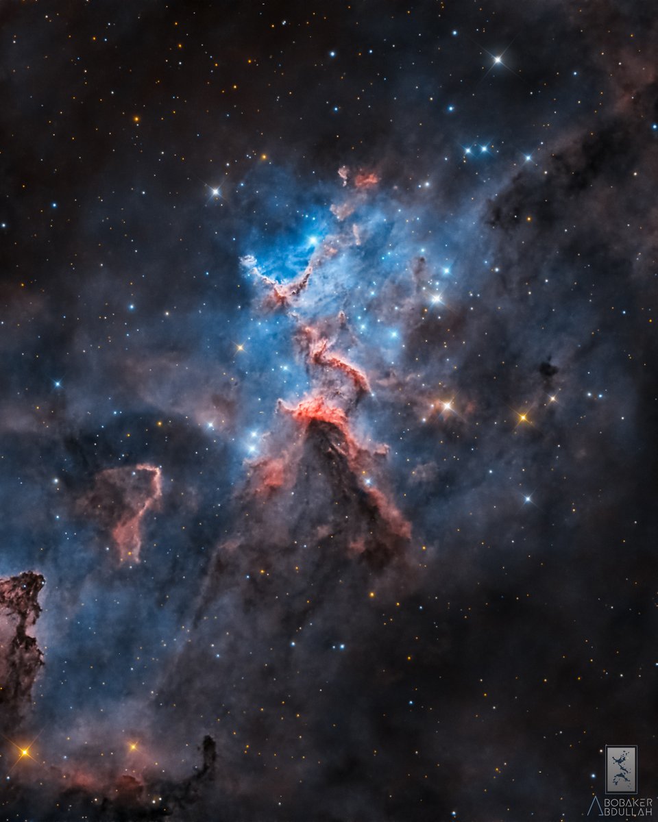 BakryBaso's tweet photo. تصويري لسديم ميلوت 15 (مافي اسم بالعربي 🥲)

عبارة عن عنقود نجمي في قلب سديم القلب ويبعد عن كوكب الأرض 7500 سنة ضوئية واقعا في كوكبة ذات الكرسي. مليء بغاز الهيدروجين-ألفا و الأوكسجين الثلاثي.

أعطوا السديم اسم بالعربي بناء على شكله 🤔🌌

Reprocessed of my Melotte 15 Nebula 💫 https://t.co/VGoVhVssoJ