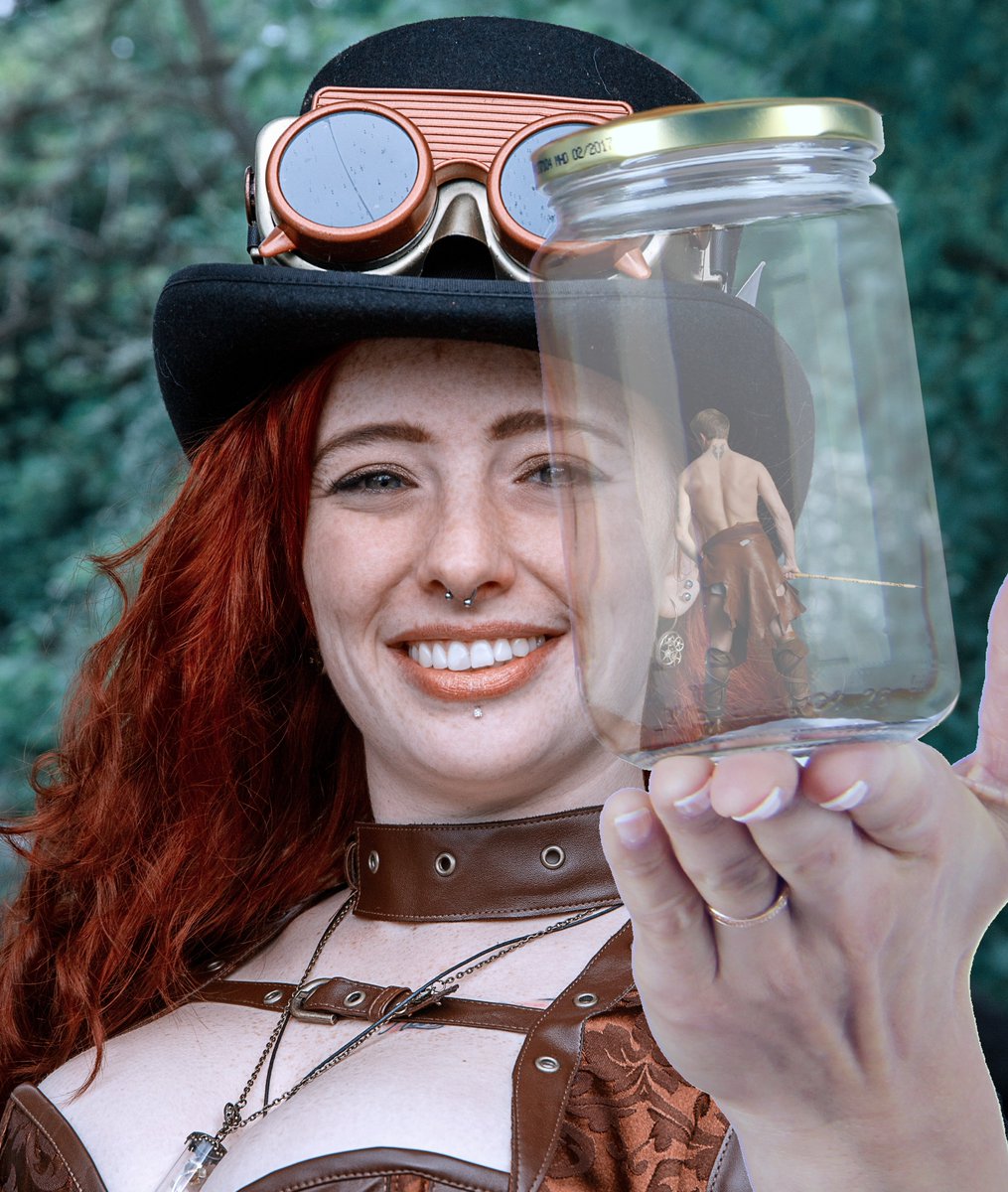 "All the other researchers called me crazy, but now that i have you trapped i can prove that borrowers exist!  Now are you ready to show me where the rest of you are?  Or do i have to shake the jar some more?"

#Giantess #Shrinking #SizeTwitter