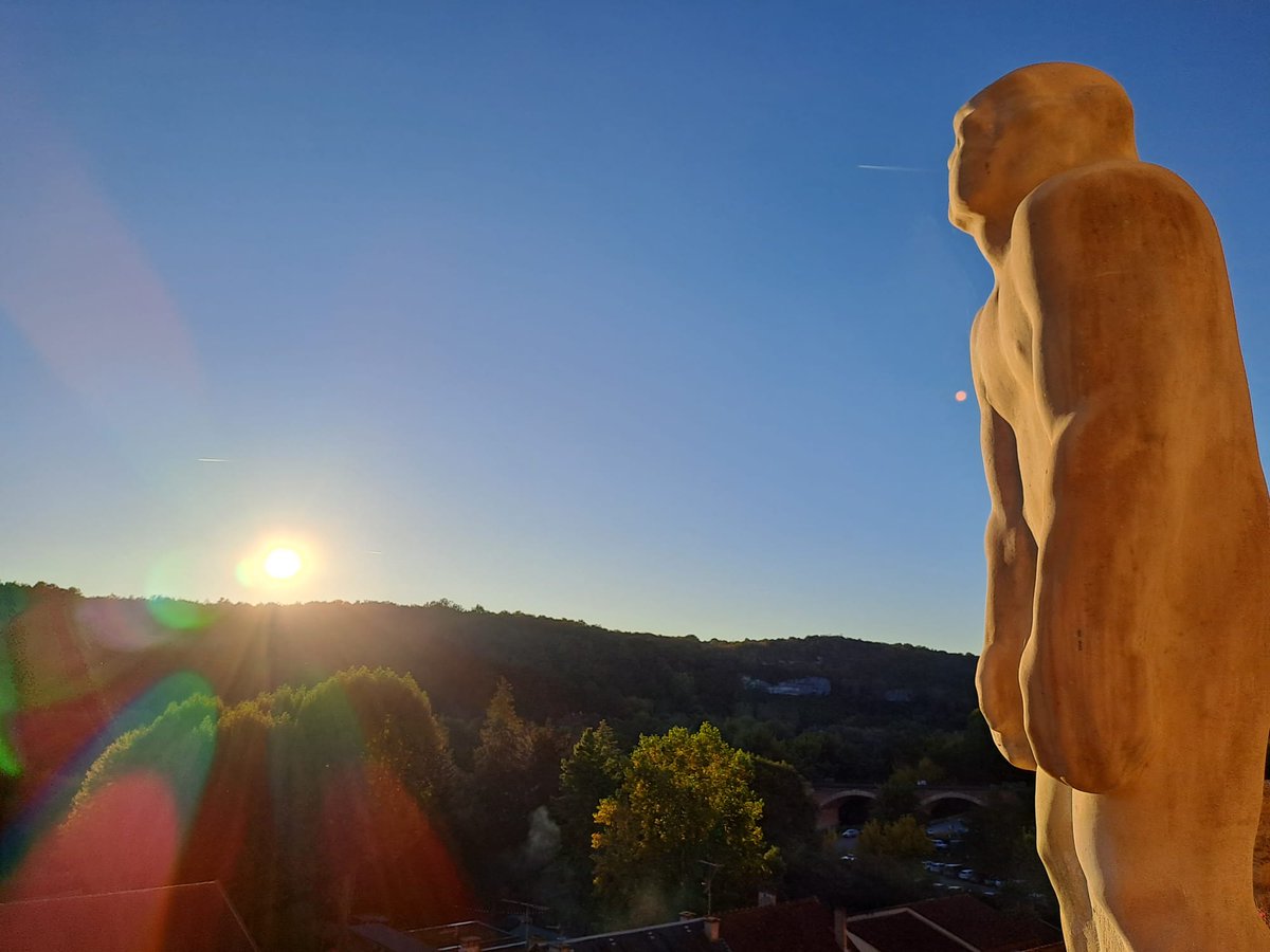 Nombreux collègues réunis aux Eyzies pour les cents ans du Musée National de Préhistoire , beau discours de B. Maureille président de la SAMRA @INEE_CNRS <a href="/univbordeaux/">Université de Bordeaux</a> <a href="/CNRSAquitaine/">CNRS Aquitaine</a>