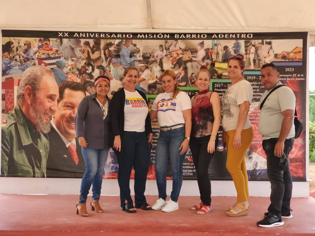 Se realiza visita a la Villa Estadual de colaboradores Grito de Baire en el Estado Zulia,donde se intercambia con colaboradores muy comprometidos y valiosos. 🇻🇪🇨🇺
#CubaCoopera 
#CubaPorLaVida 
<a href="/cubacooperaven/">Brigada Médica Cubana en Venezuela</a>