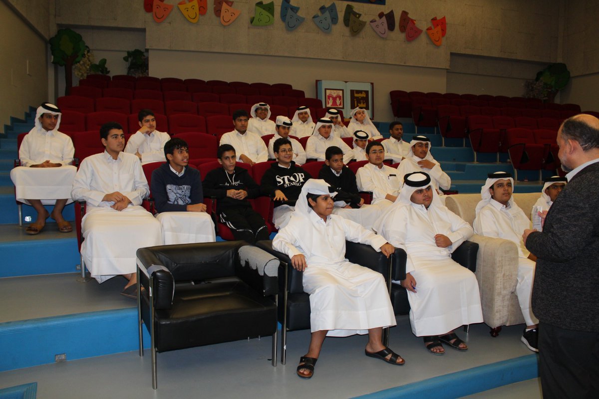 binjassim1's tweet photo. الدوسري رئيسًا والمحمود نائبًا والسويدي أمينًا للسر #بانتخابات_المجلس_الطلابي بمدرسة عبد الرحمن بن جاسم الإعدادية للبنين جاءت نتائج انتخابات المجلس الطلابي عن فوز الطالب حجاب منصور الدوسري رئيسًا للمجلس ، عبد الله ابراهيم المحمود نائبا ، سيف حسن السويدي أمينًا للسر https://t.co/IrSZGlXS5l