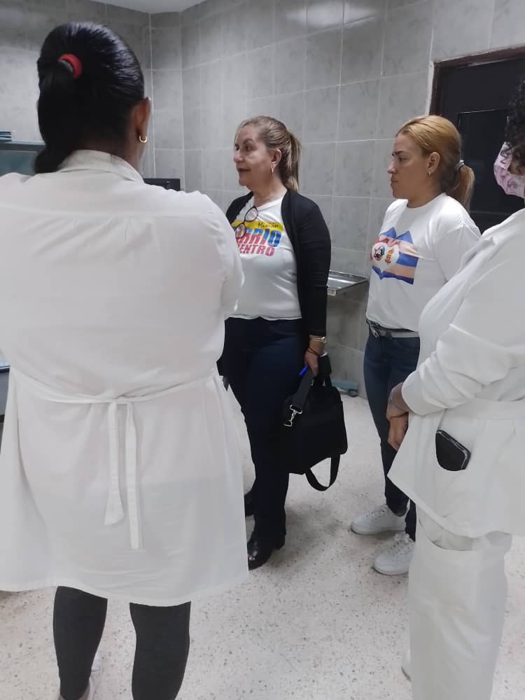 Visita a Sala de Hospitalización del Centro Diagnóstico Integral San José, perteneciente al Estado Zulia. 🇻🇪🇨🇺#CubaCoopera 
#CubaPorLaVida 
<a href="/cubacooperaven/">Brigada Médica Cubana en Venezuela</a>