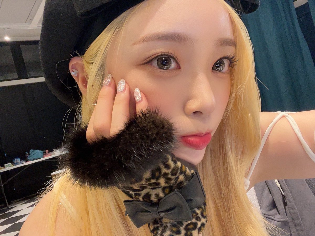 [#히나] 10월도 잘 부탁해 ❤️