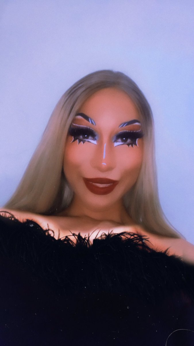 QueenjarD's tweet photo. 💜💜💜💜💜💜 https://t.co/j47VOubGhL