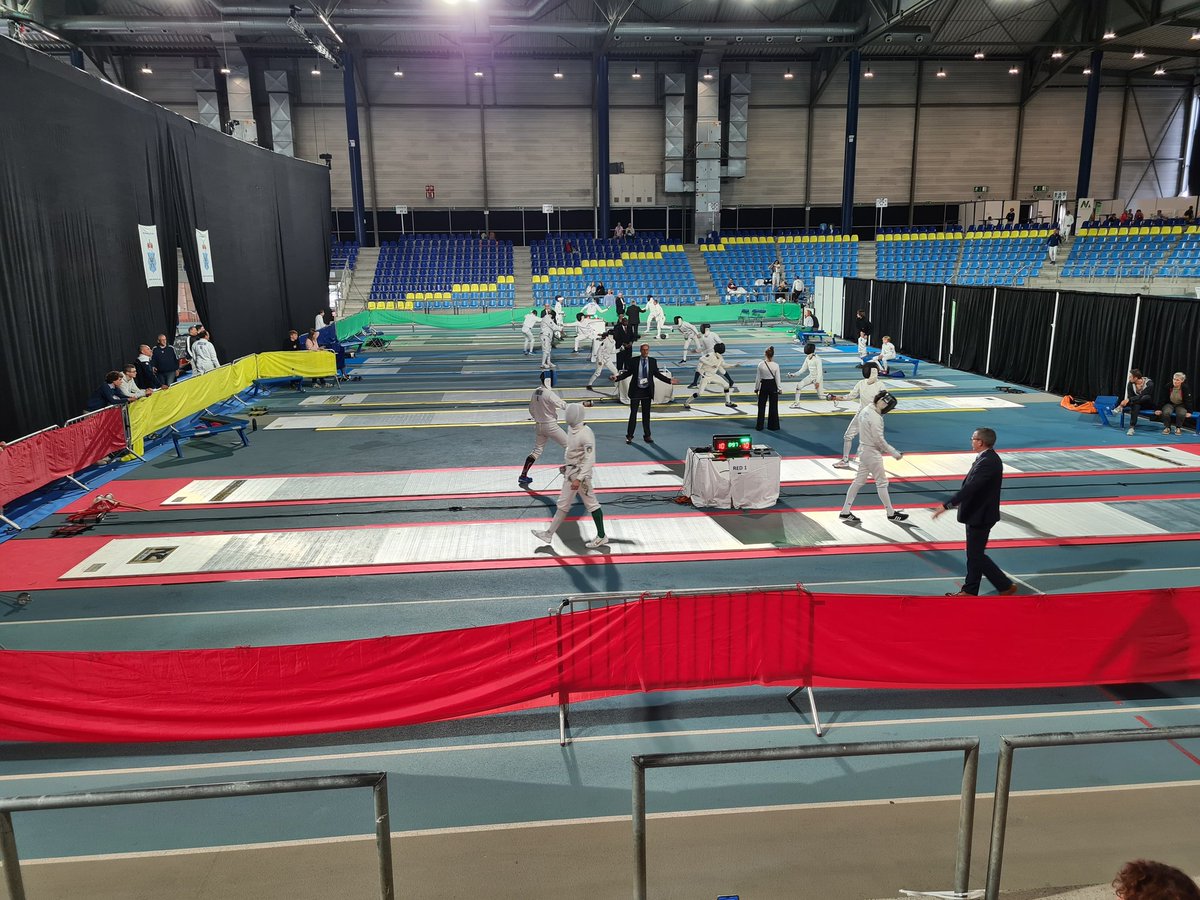 Gisteren sterk deelnemersveld bij het 8e Challenge Maître van Laecke in Gent. Gaan weer werken aan meerdere verbeterpunten.

Heren 72 deelnemers
9e Levy
31e Peter
41e Daan

Dames 37 deelnemers
3e Isaura
7e Katelijn
18e Carmen
20e Roos