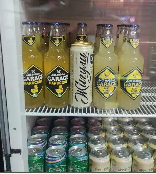 Жигули в гараже