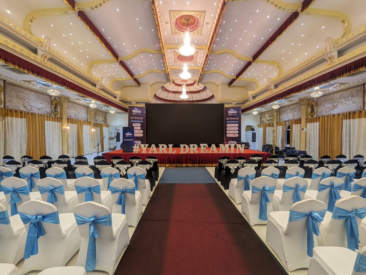 harshika03's tweet photo. One of the dreams came true as the first ever community led salesforce conference in Sri Lanka 🇱🇰 ☁️🩵

#YarlDreamin23 #Salesforce #ysfo https://t.co/zNhXoVuRN9