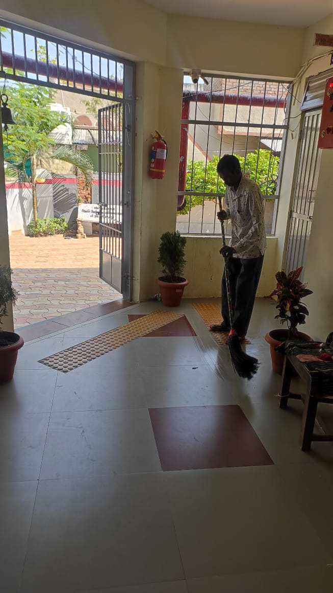 sbaria19's tweet photo. #gujaratinformation #SwachhBharat #SwachhataHiSeva #SwachhBharatMission
#GADH #BHIKHAPURA #JETPURPAVI #CHHOTAUDEPUR #CRCBHIKHAPURA #CRCKADVAL
#GUJARAT https://t.co/KrXgbzNz9I